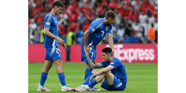 El campeón defensor Italia fue eliminado