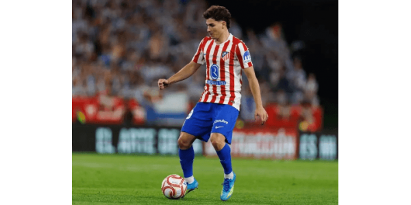 La salida de Lewandowski es inminente, y el Barcelona tiene en la mira a Álvarez
