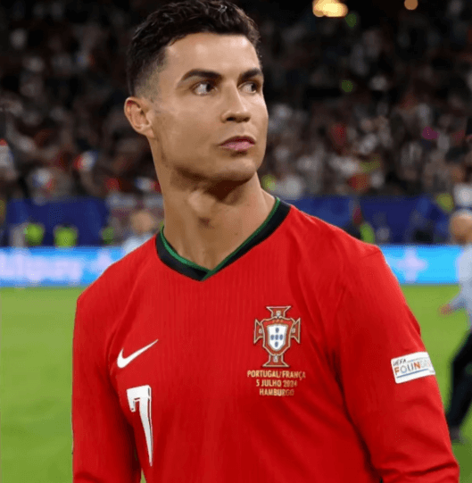 Ronaldo renovará contrato para prepararse para el Mundial 2026