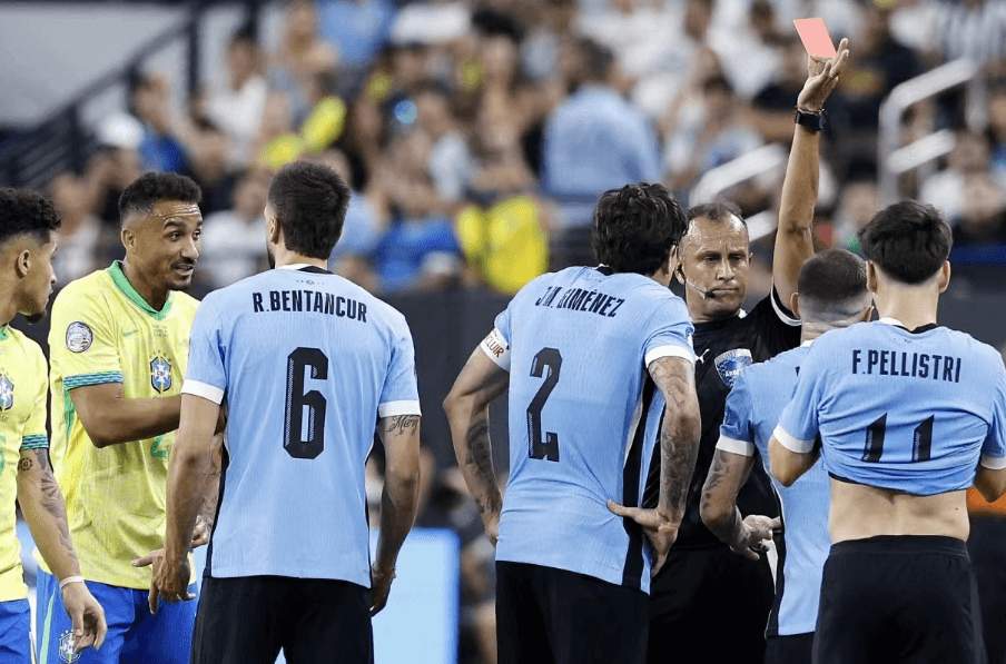 Uruguay vence a Brasil y avanza a semifinales de la Copa América