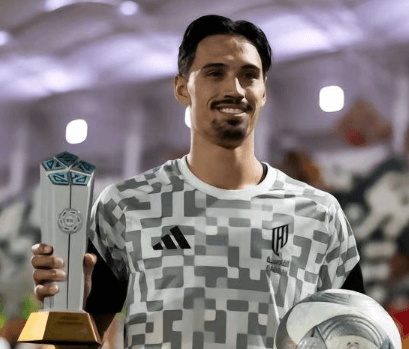 Reijnders brilla en la Saudi Pro League